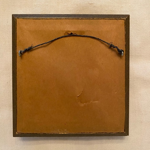 Vintage miniature framed flower painting -  signed by artist Vilsom - Picture 2 of 5